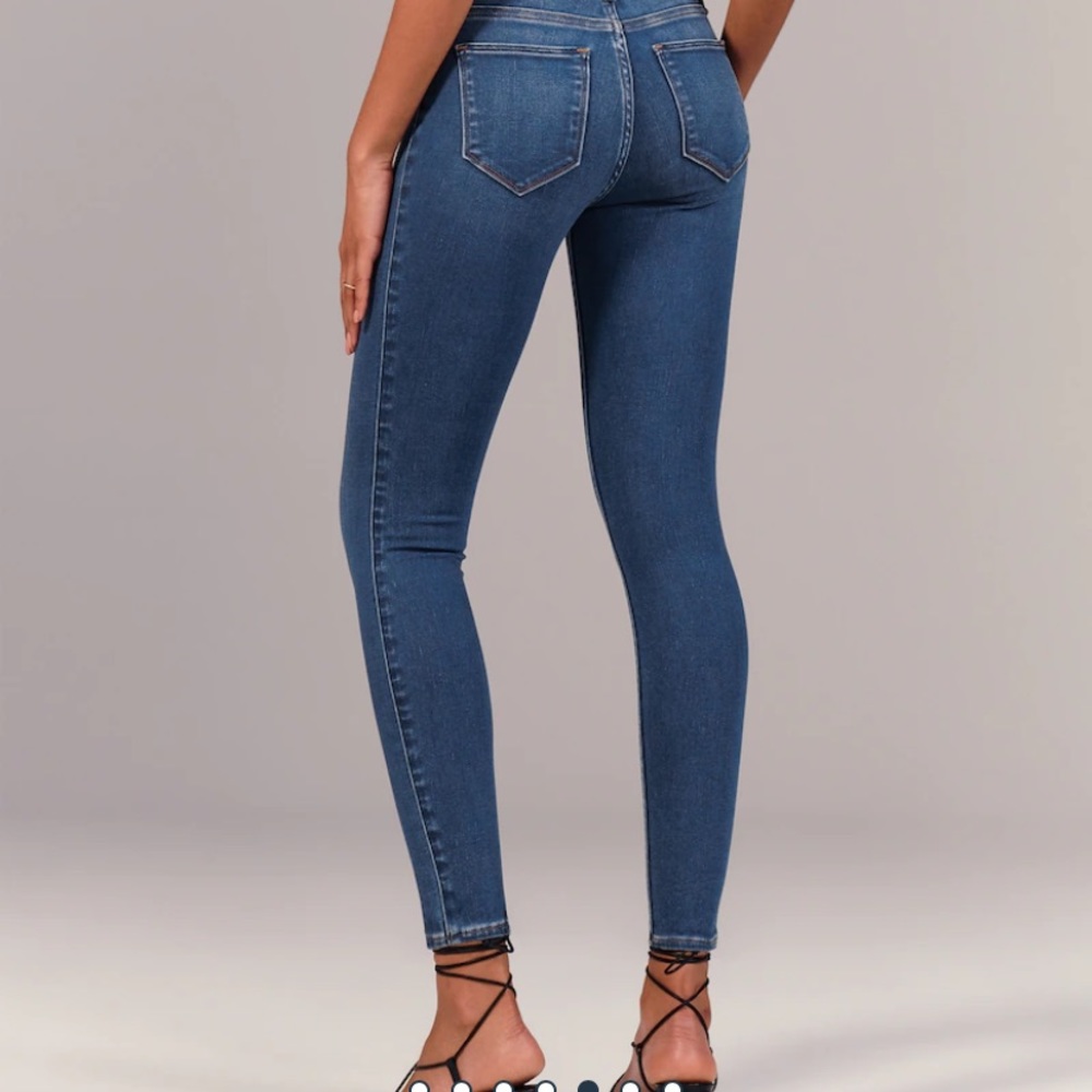 Mid Rise Jean Legging - Picture 3 of 4